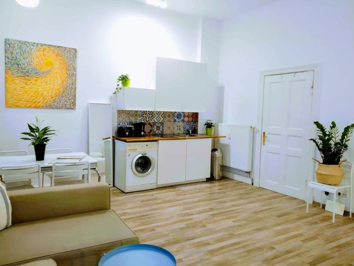 Cozy Studio In Friedrichshain, 4 Quiet Guests Only Berlin Eksteriør billede